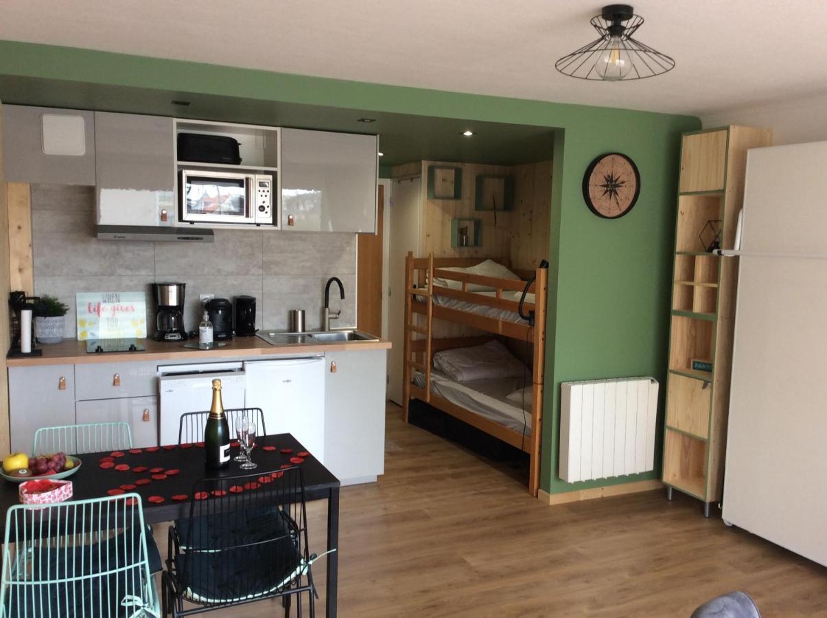 Les Obiones, Vue Laterale Mer, Fort Mahon Plage, Magnifique Studio Cabine 4P, Avec Balcon , Parking Prive Gratuit, Wifi, Classe 2 Etoiles, Exposition Plein Sud En Baie De Somme Ngoại thất bức ảnh